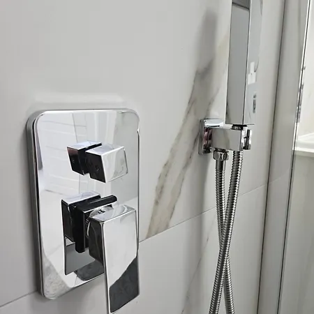 Apartment Riverside Premium In City Centre 2nd